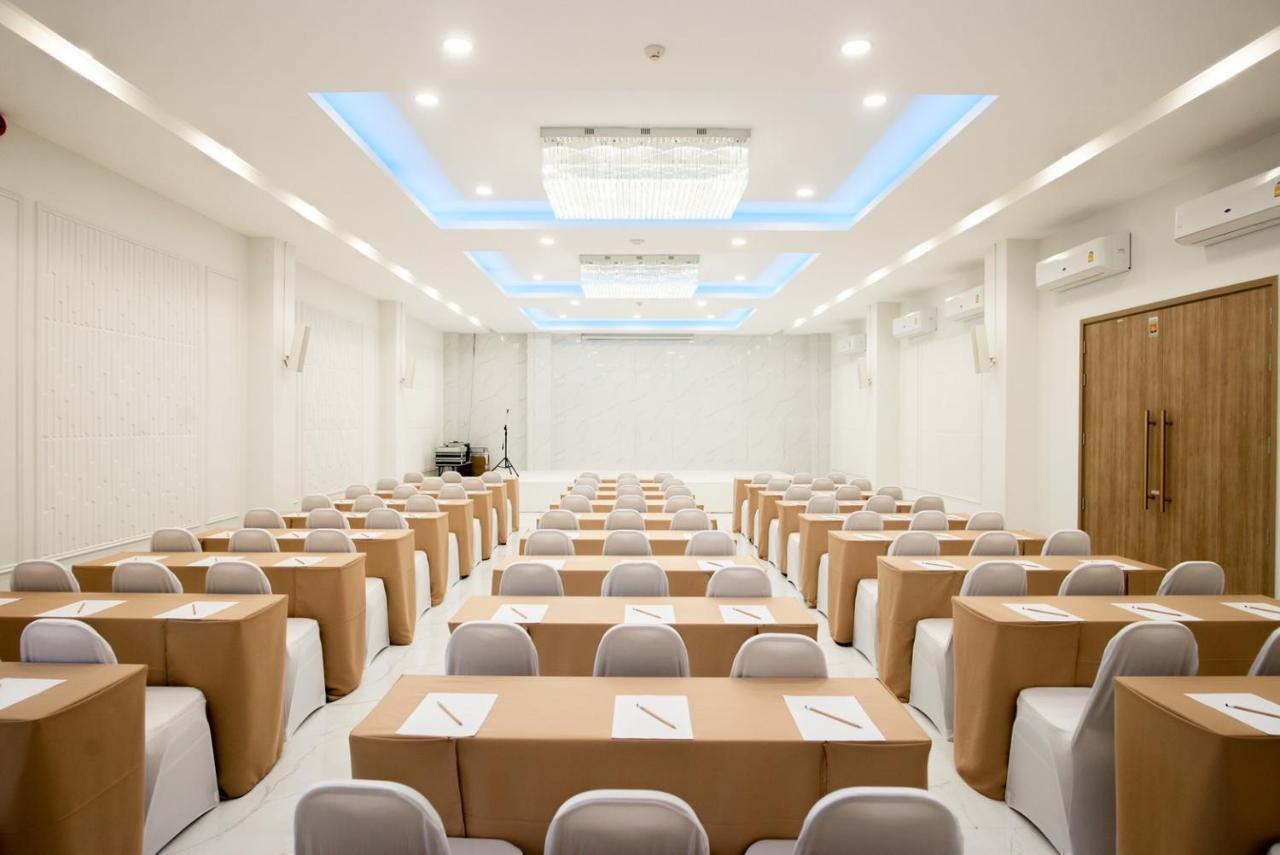 Hotel Agnes Buriram Kültér fotó
