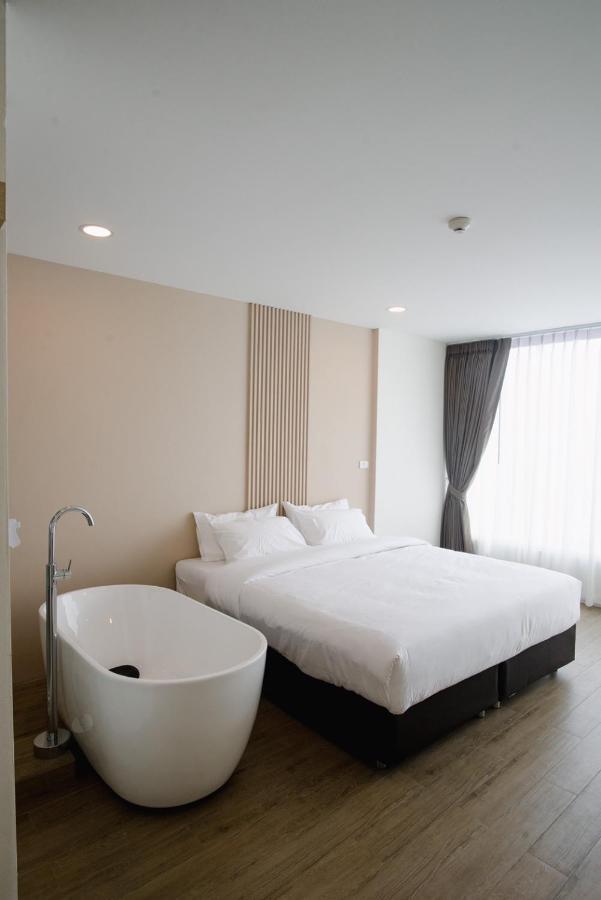 Hotel Agnes Buriram Kültér fotó